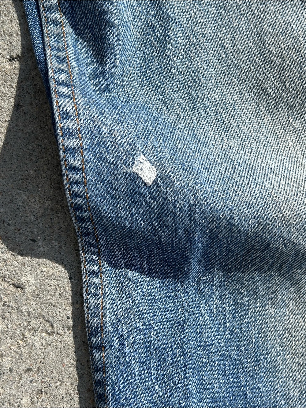 Vintage 90s Denver Hayes Men’s Straight Fit Distressed Blue Denim Jeans - Picture 8 of 11